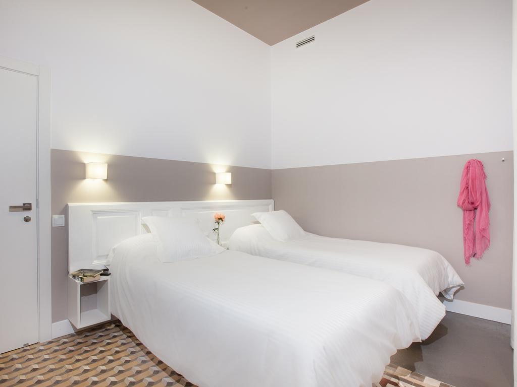 Double or Twin Room,111854706:JPEG