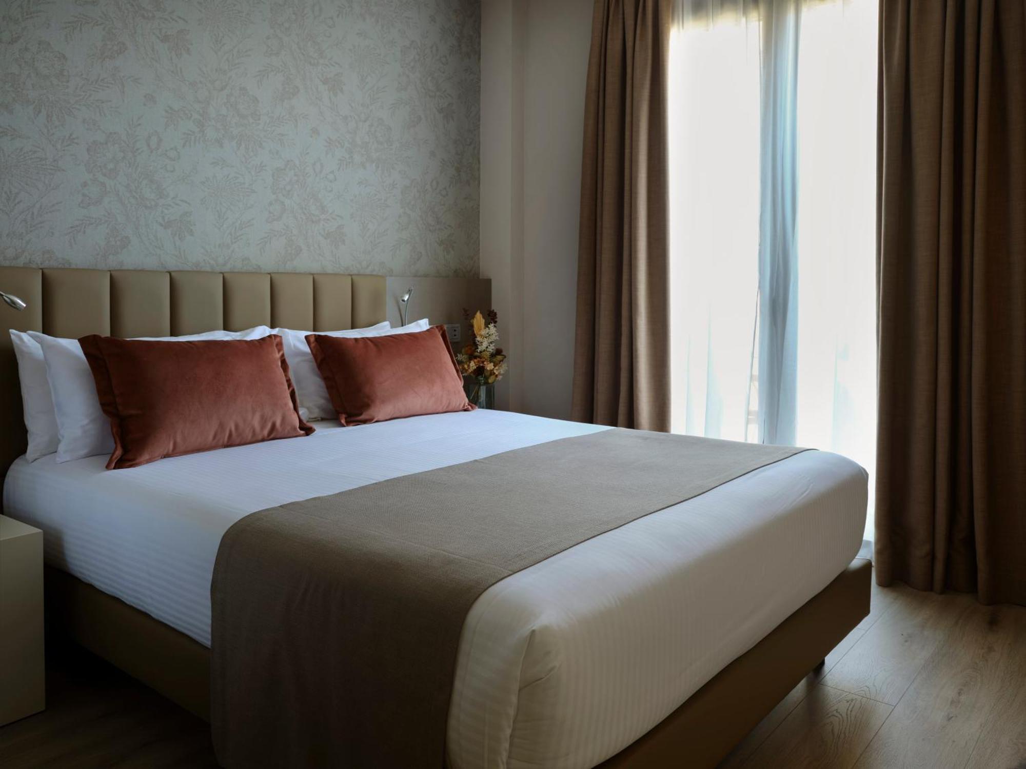 Single Room Balcony,1589244271:JPEG