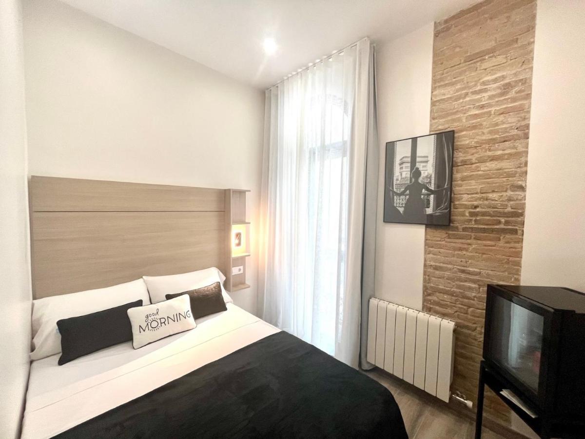 Single Room with Private Bathroom
