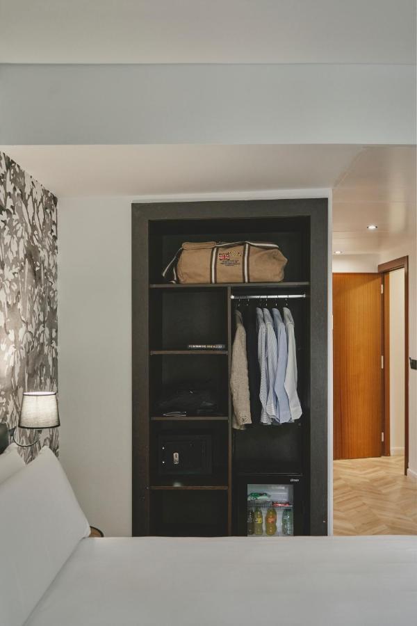 Superior Room with City View