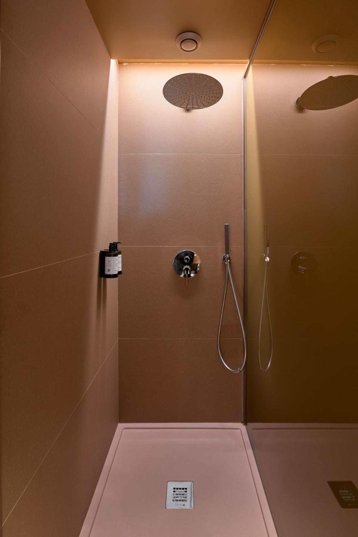 Double or Twin Room Sea View
