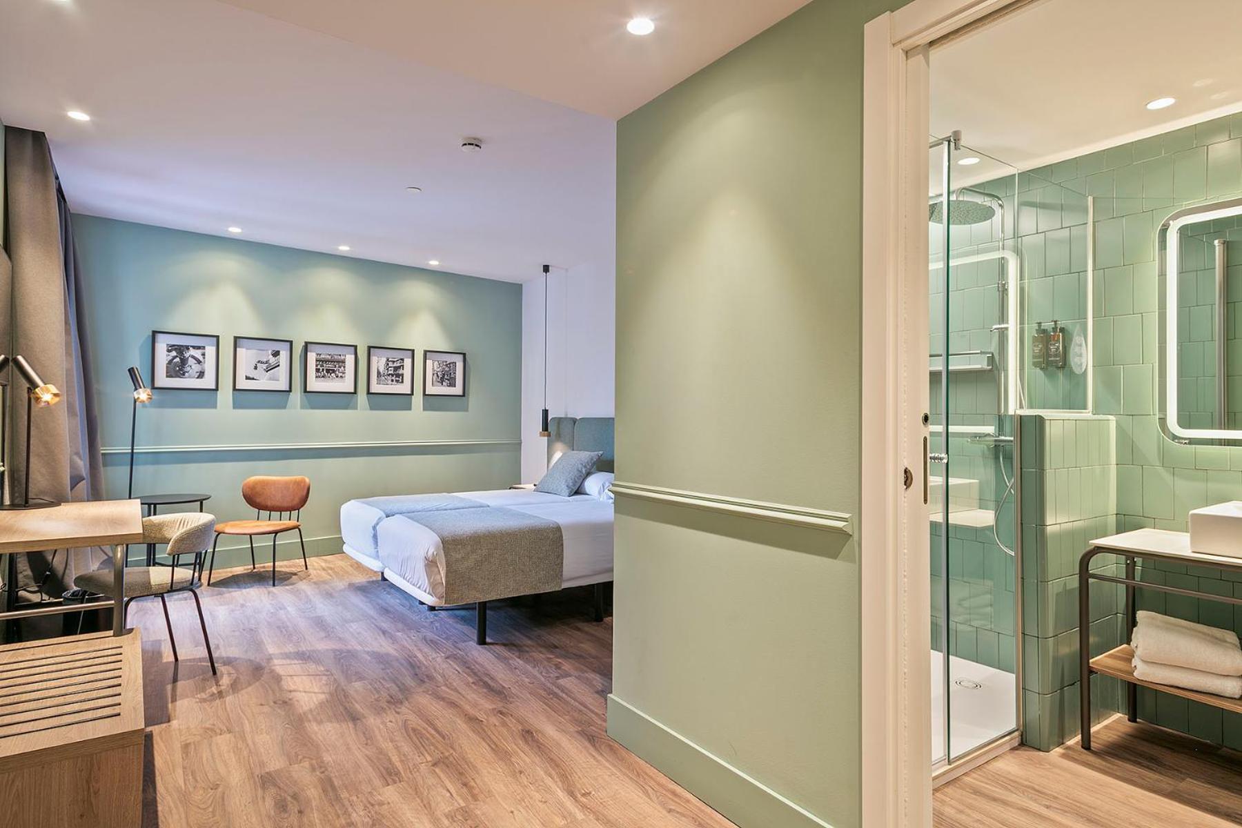 Superior Twin Room