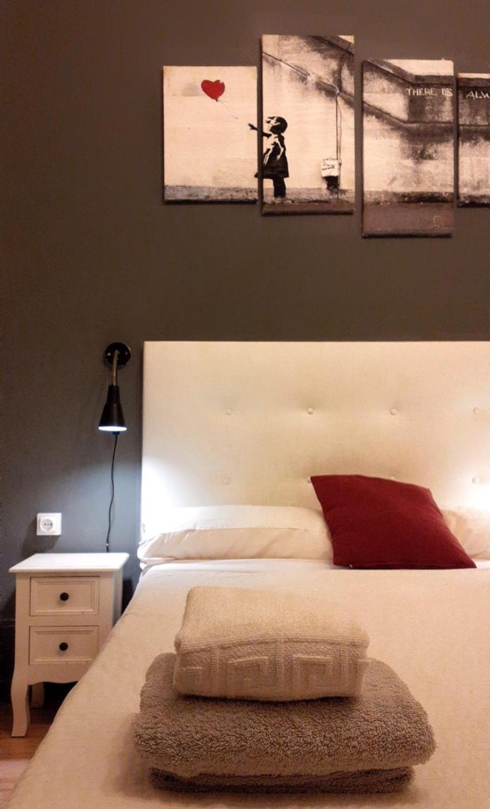 Small Double Room with Shared Bathroom