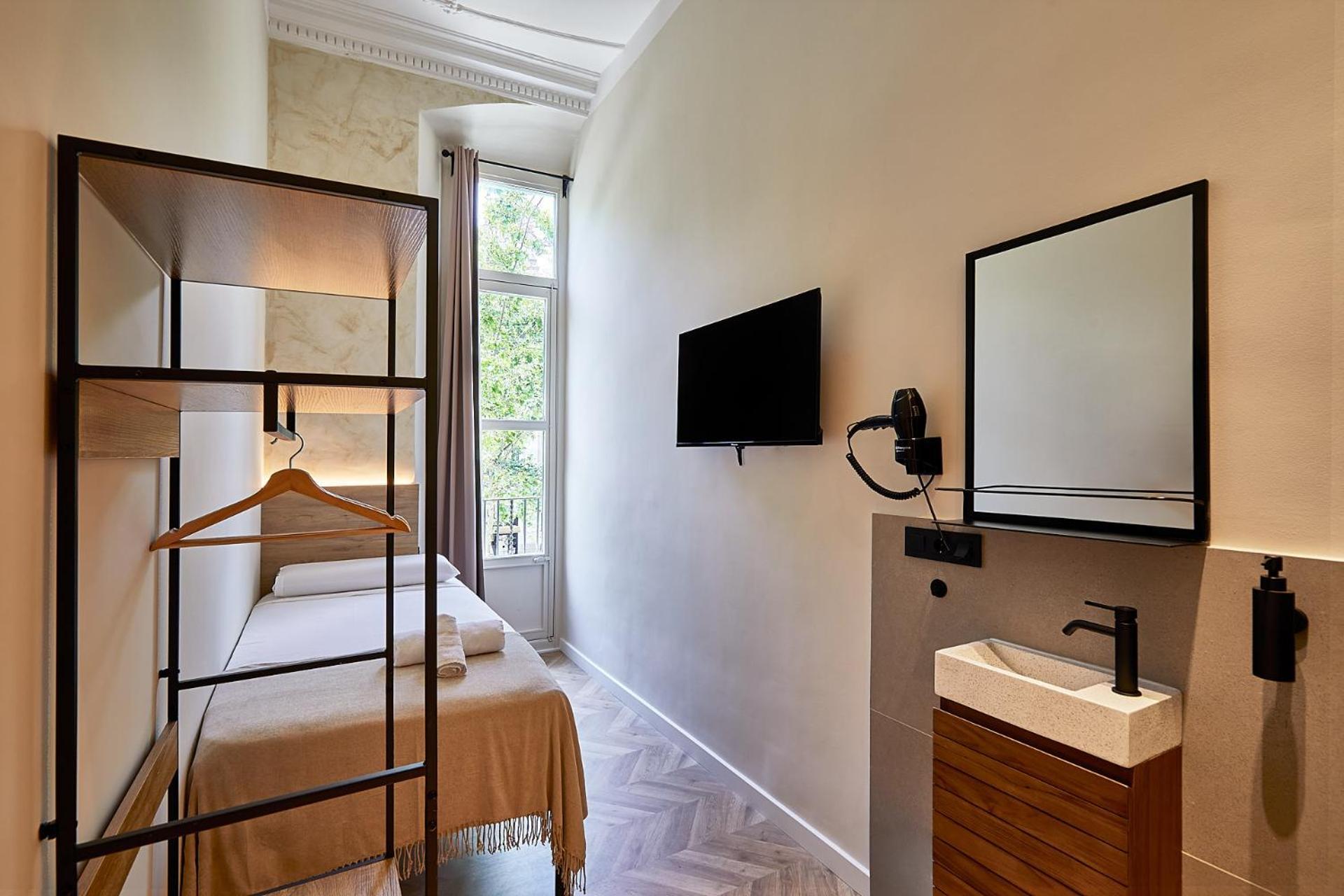 Single Room Shower