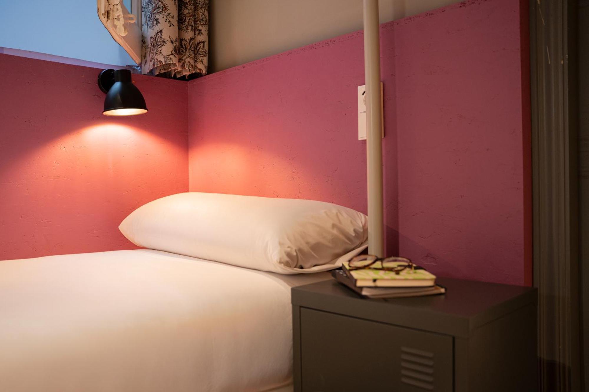 Indoor Single Room