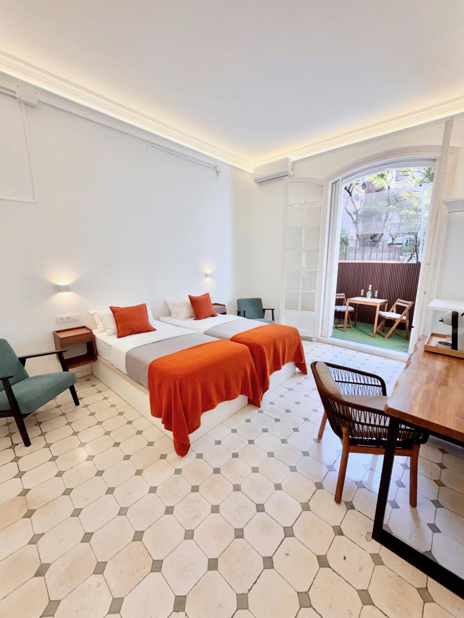 Queen Room with Balcony