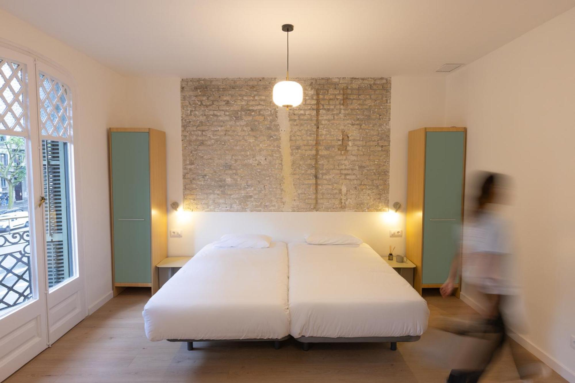 Quadruple Room with Private Bathroom