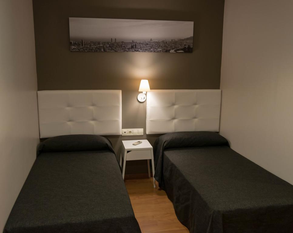 Single Room with Private External Bathroom