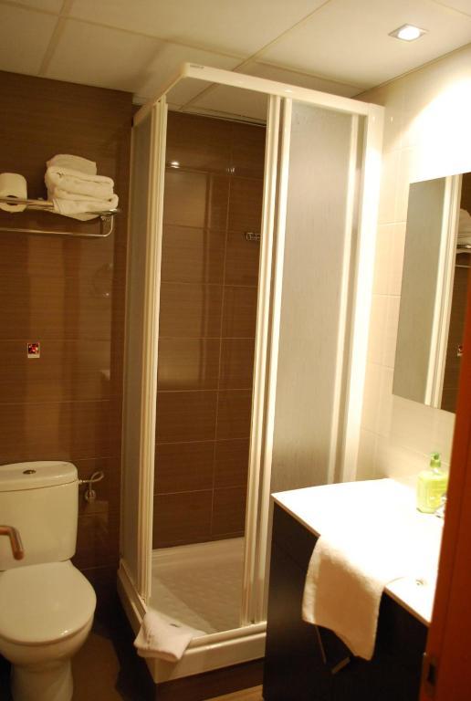 Double or Twin Room with View