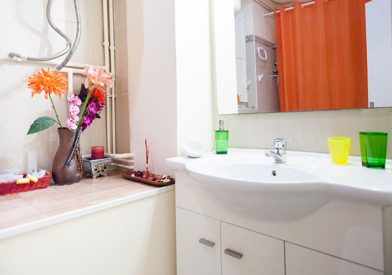 Double Room with Terrace and Private Bathroom