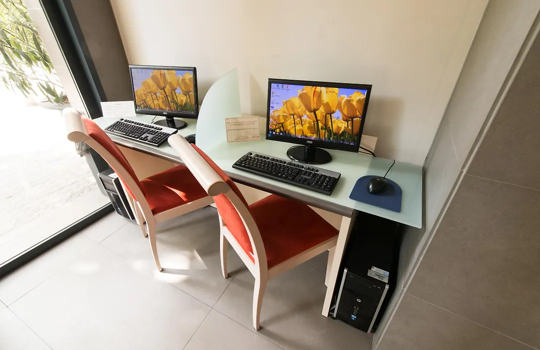 Petit Palace Trencadis-1
