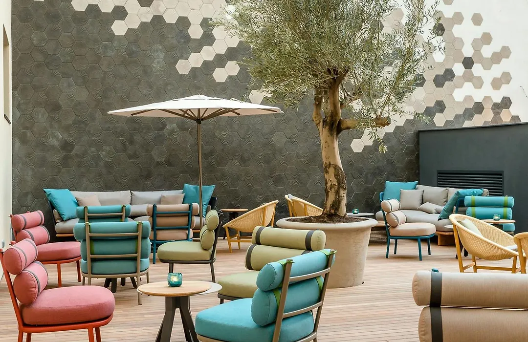 Motel One Barcelona-Ciutadella-1
