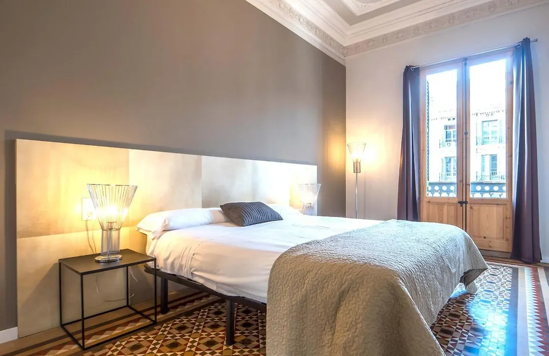 Rent Top Apartments Rambla Catalunya-1