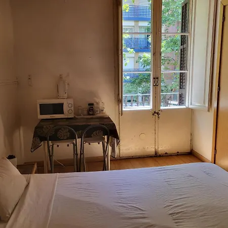Barcelona Rooms 294-3
