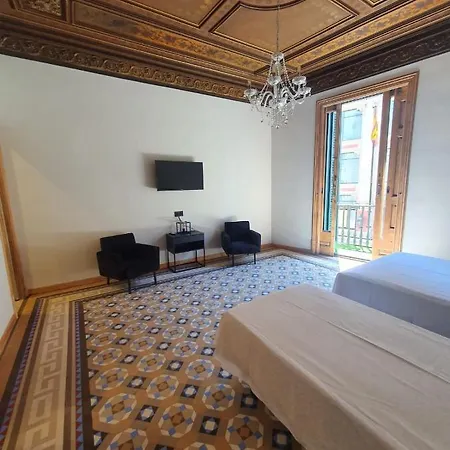 Hostal Lausanne-3