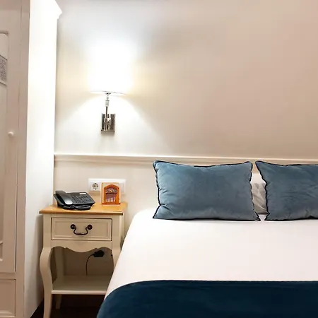 Meson Castilla Atiram Hotels-2