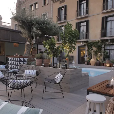 Hotel Oasis-3