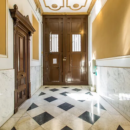 El Born Guest House By Casa Consell-2