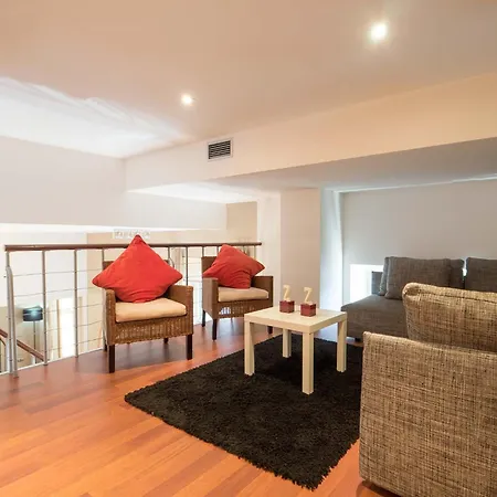 Rent Top Apartments Near Plaza De Catalunya-3