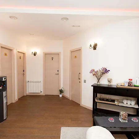 Hostal Excellence-3